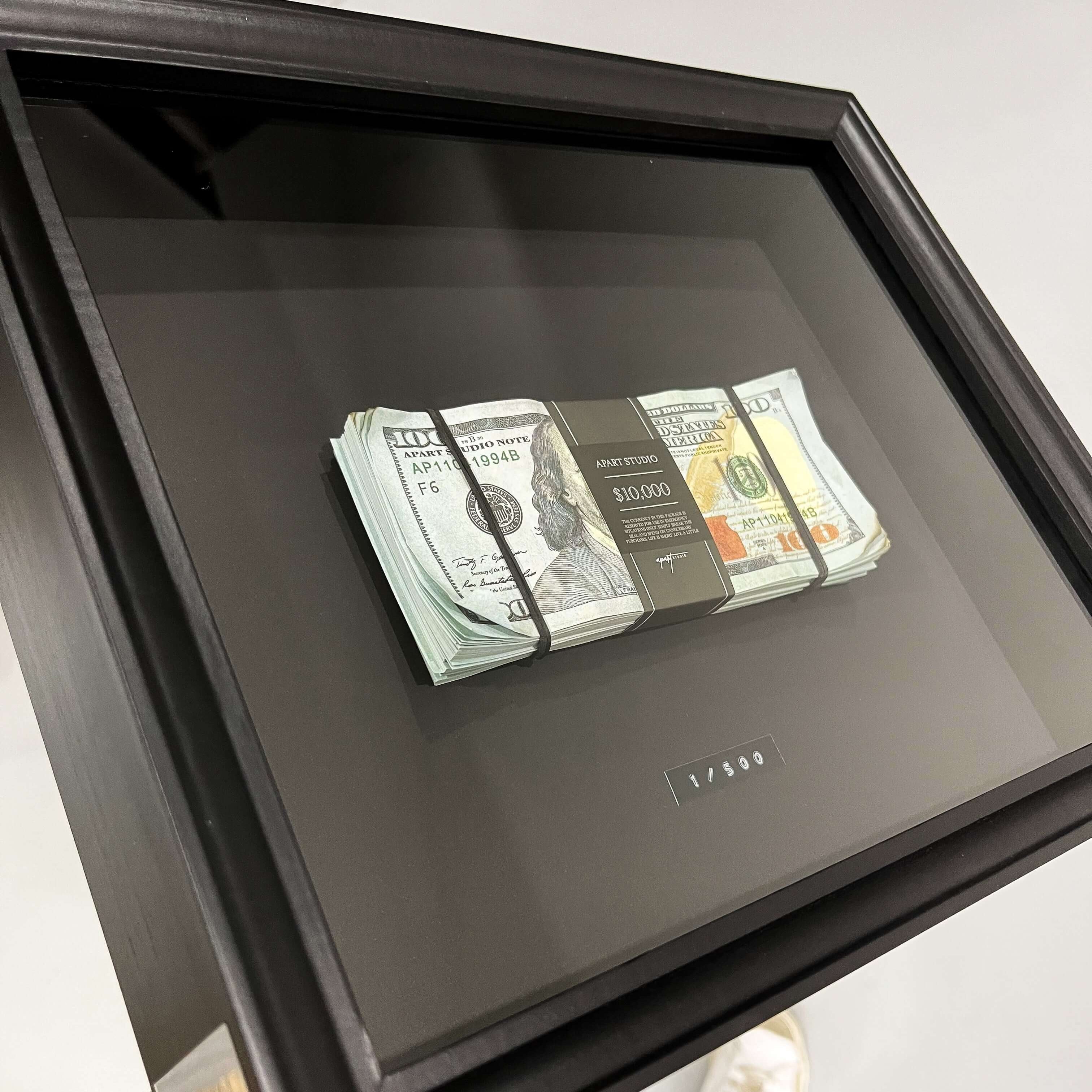 Aged Stack Frame - USD - Apart Studio