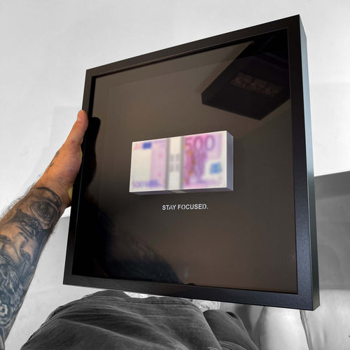 Blurred Stack - EUR
