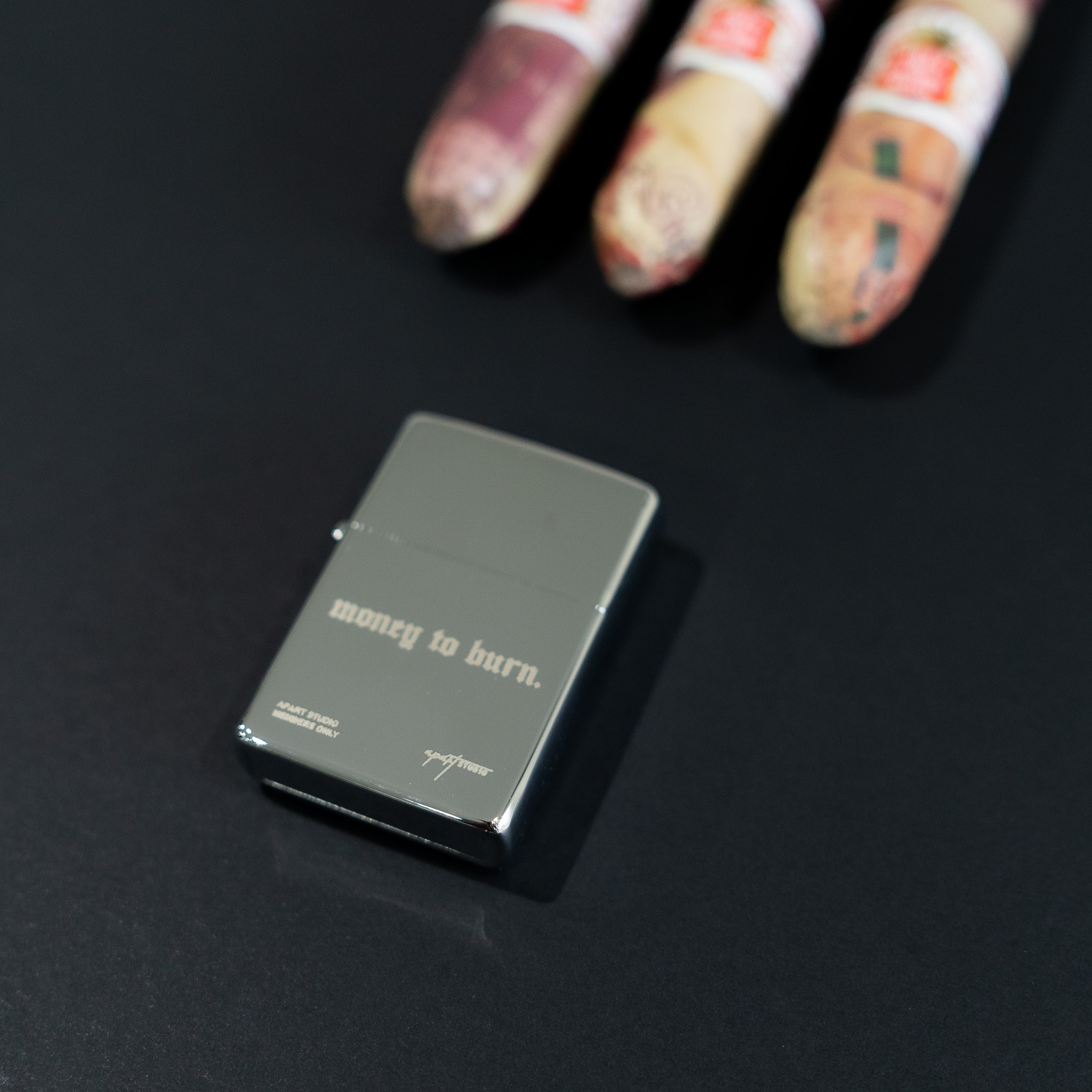 Smoking Bills 2.0 - GBP - Apart studio