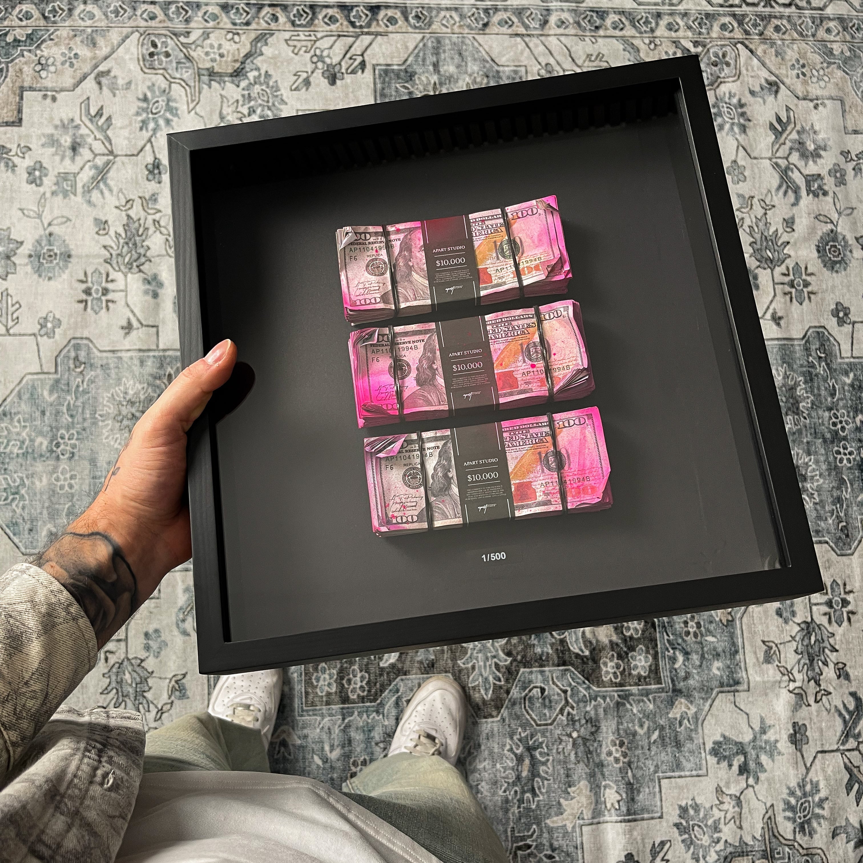 Bank Heist Frame - USD - Apart Studio