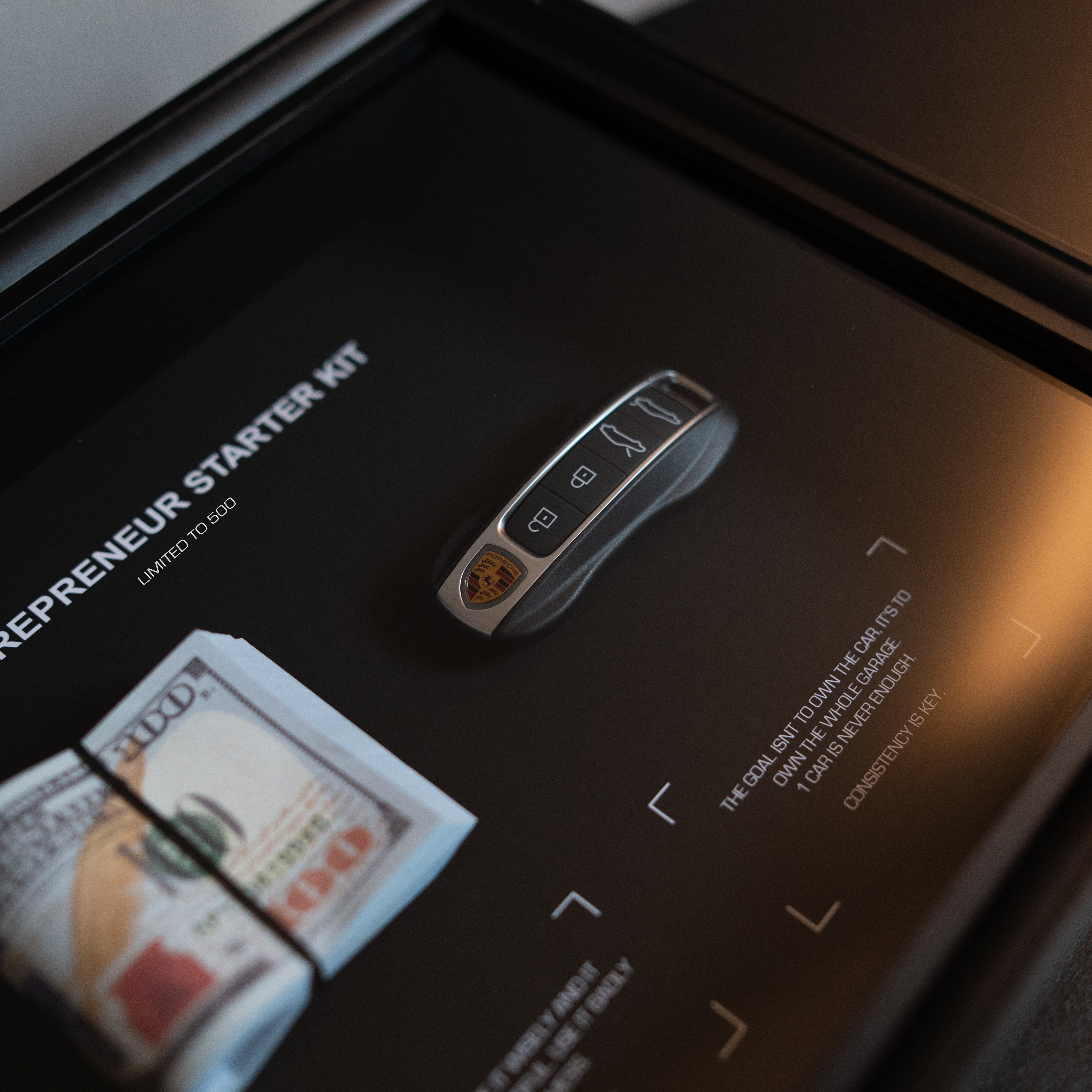 Entrepreneur Starter Kit - Porsche - Apart Studio
