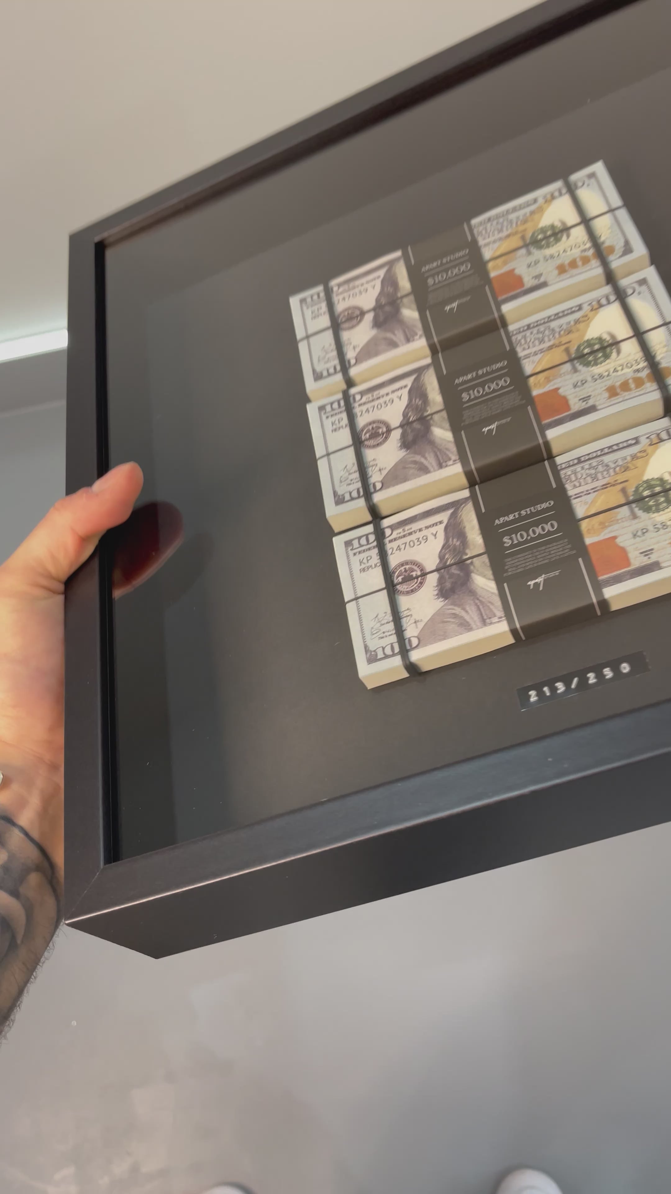 Triple Stacked Frame - USD