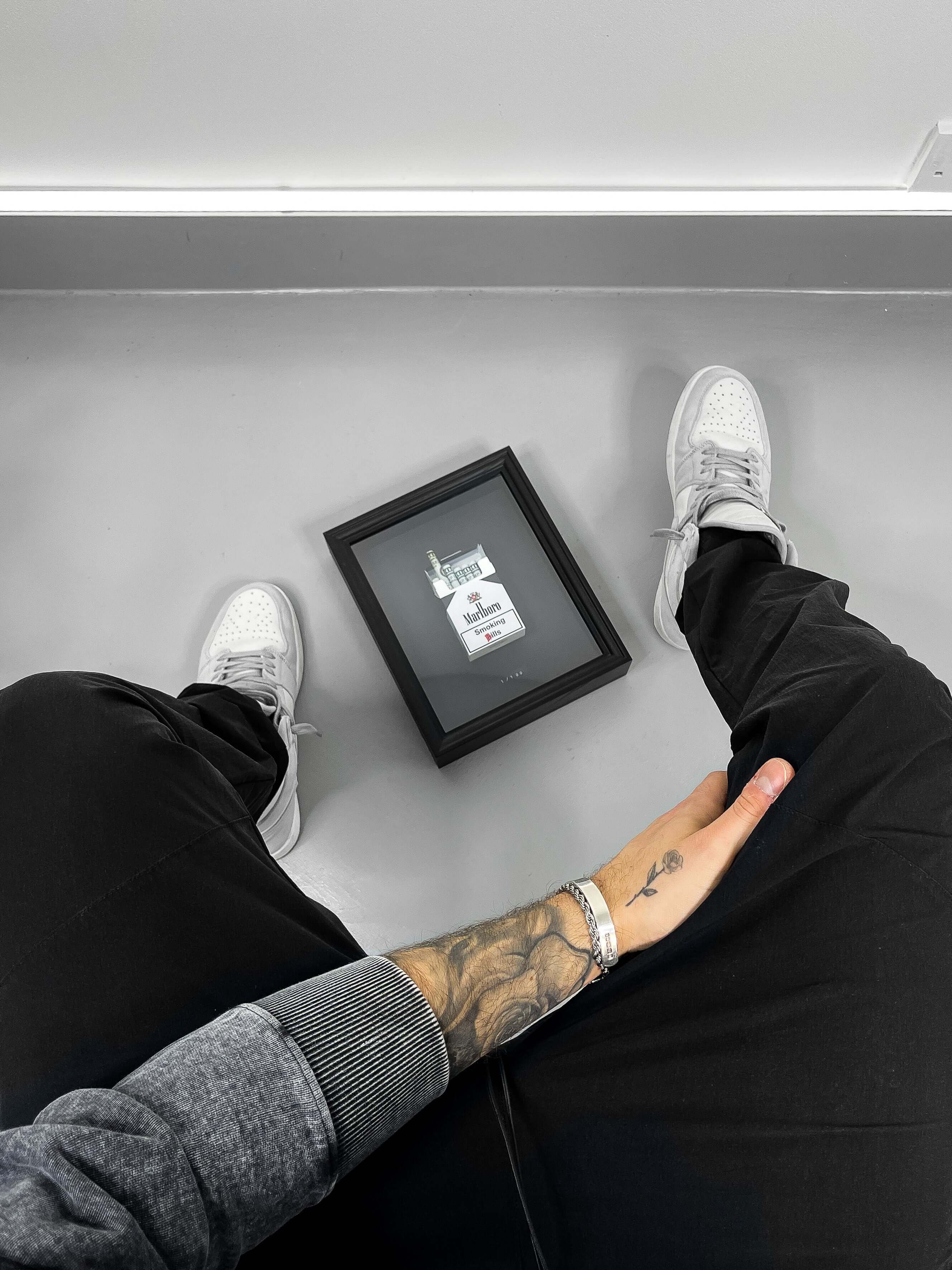 Black USD 'Smoking Bills' Artwork - Apart studio